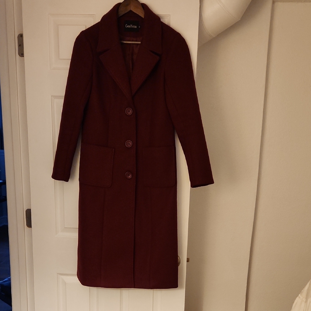 Chic Maroon Trench Coat by Chou Yatou